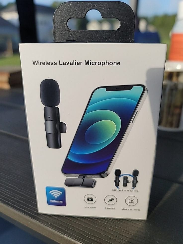 Wireless MIC K8 Microphone – Vlogging Mic for Type-C, iOS Lightning & 3.5mm Jack